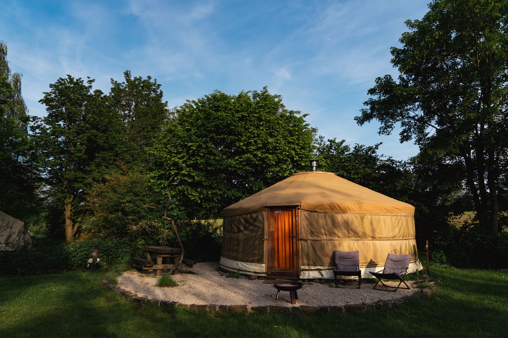 Blooming Memories - Landgoed Acco - Yurt (5)-min.jpg