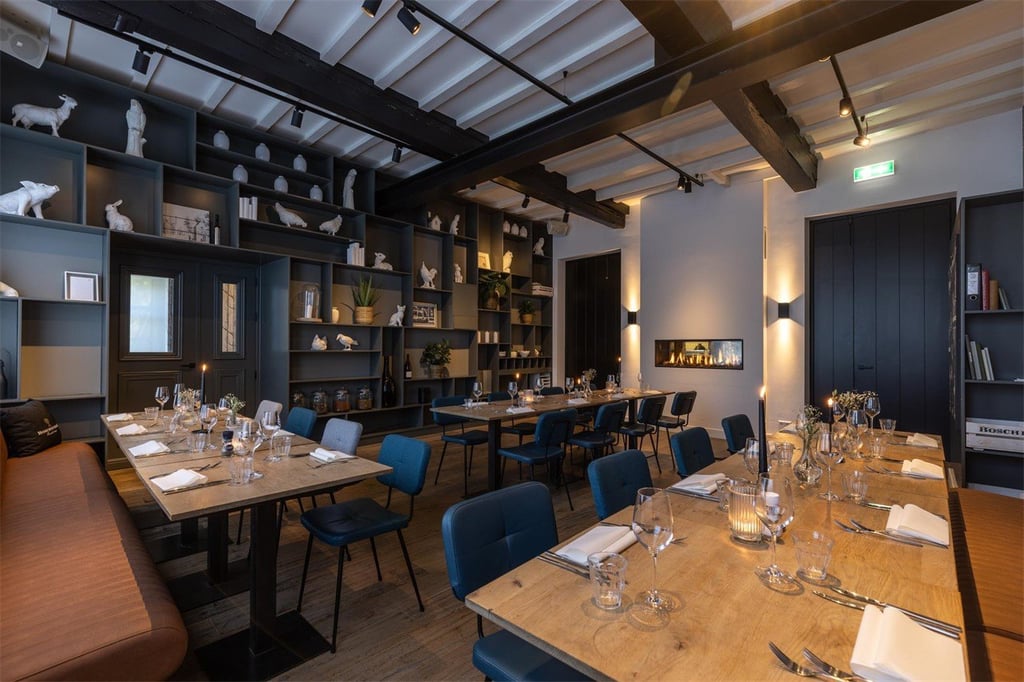 Diner in het Voorhuis (1)