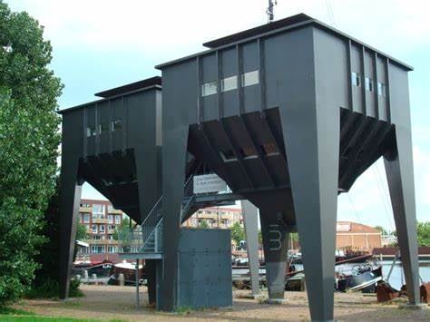 Buiten Trechters.jfif (1)