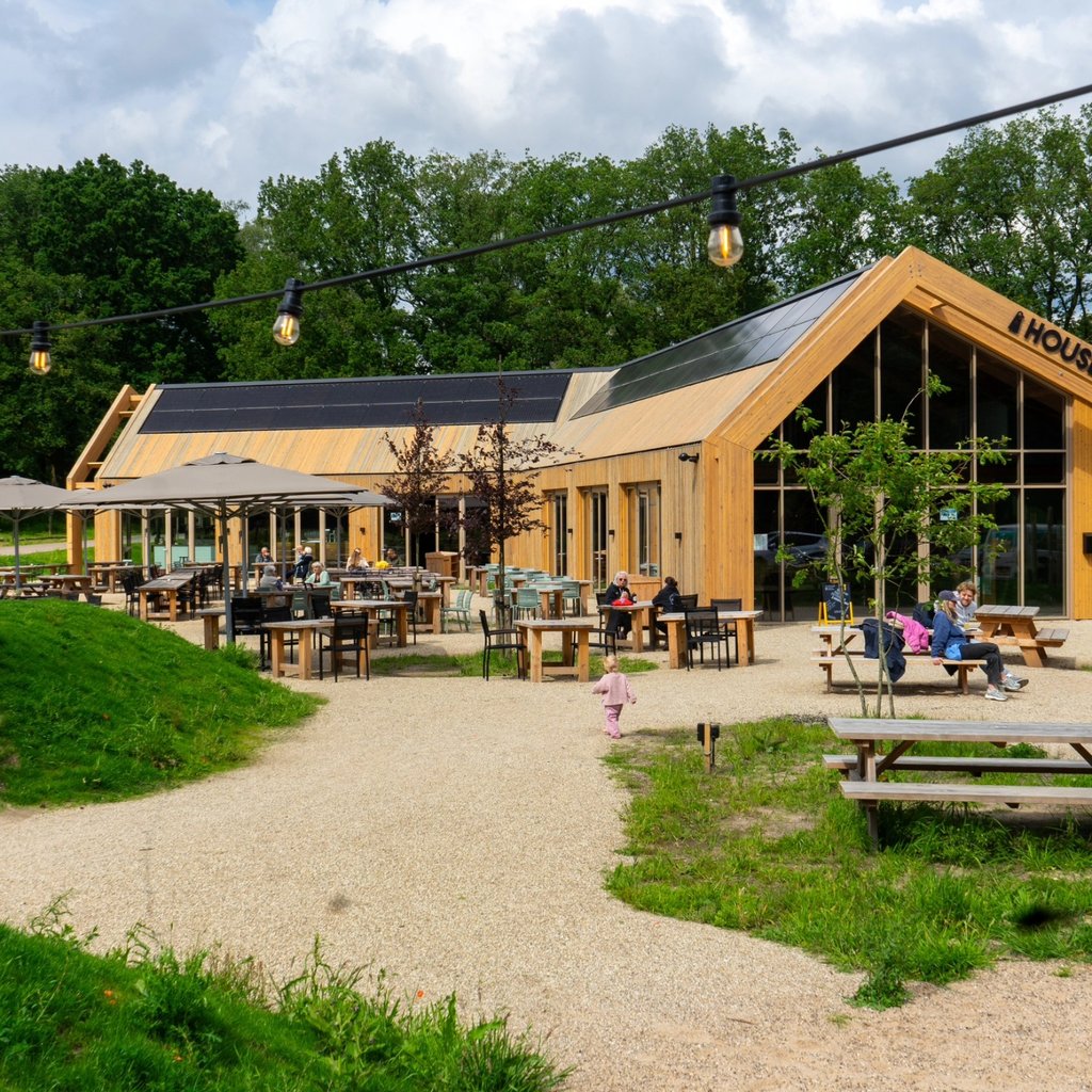 House of Bird Kwintelooijen met terras