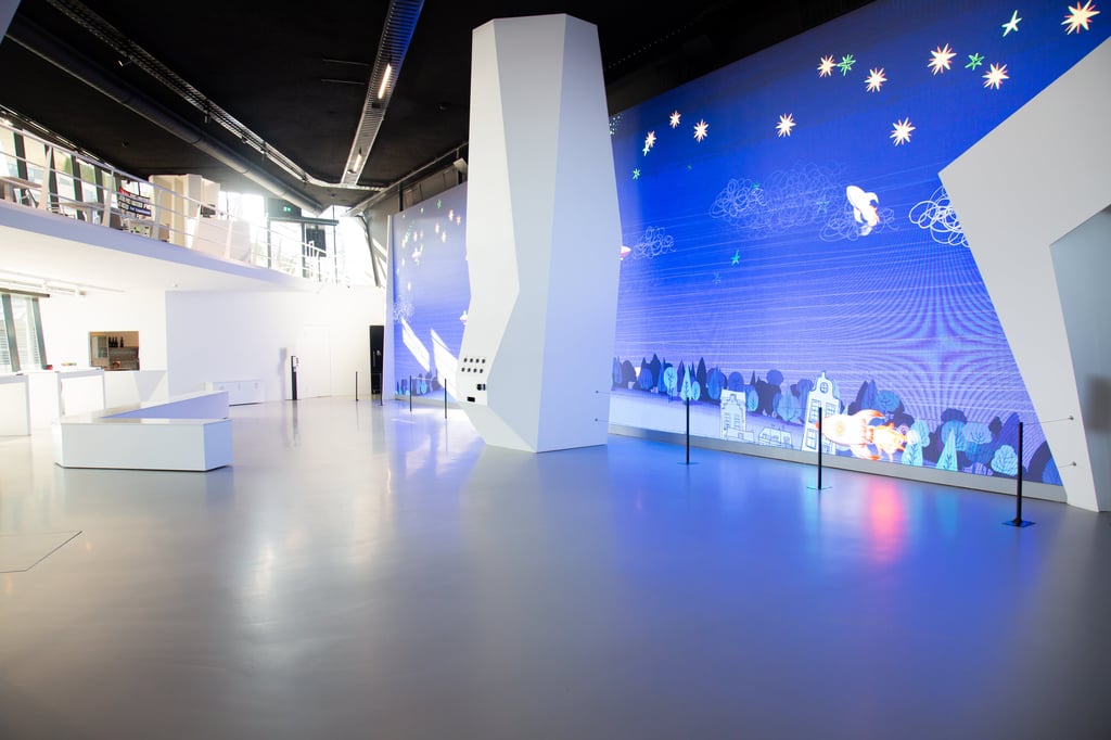 Evenementenruimte Rotterdam blanco canvas met grootste LED scherm