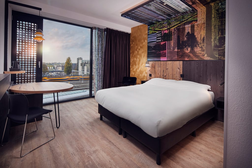Inntel Hotels Utrecht Centre - kamer.jpg