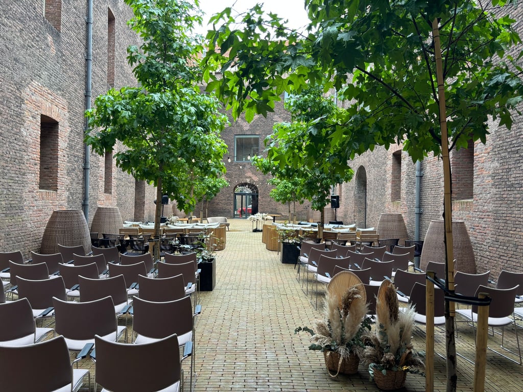 Binnentuin ceremonie