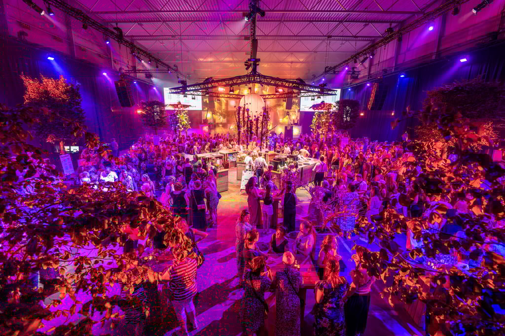 Personeelsfeest in Loods