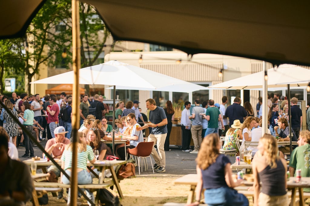 Dotslash campus tijdens Zomer BBQ
