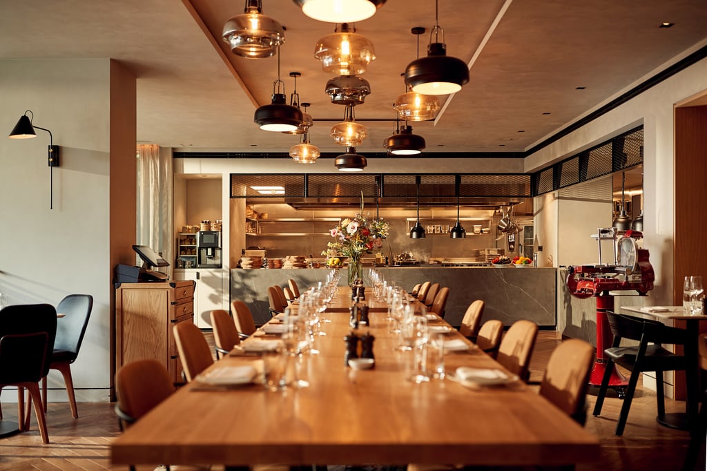 TOZI long table setting