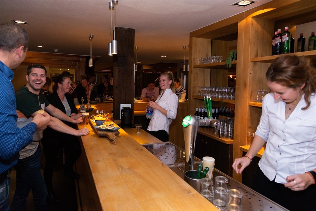 Borrelen en feest