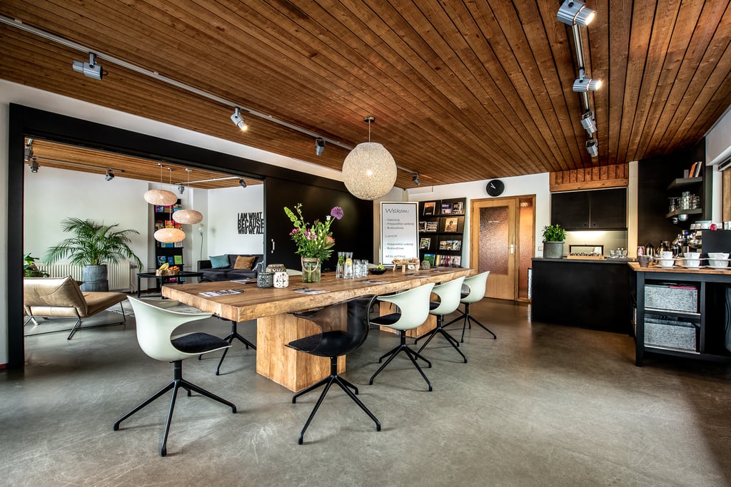 de Amstel tafel hoofd- en zijruimte