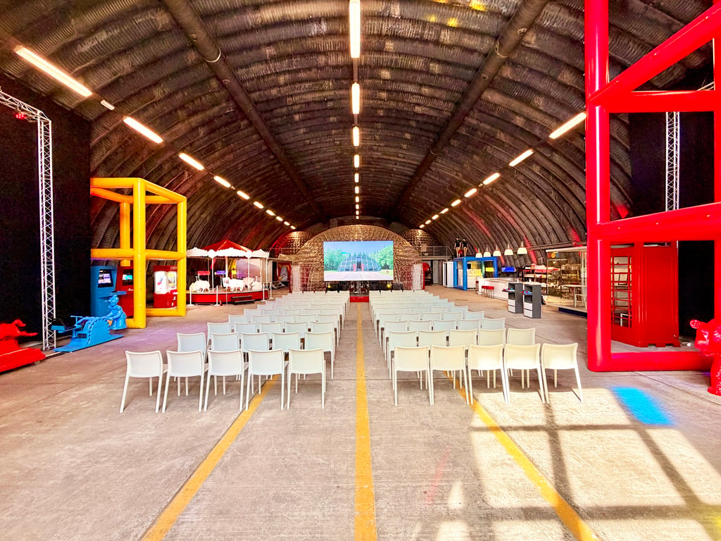 SHELTER610  - Interieur / plenaire opstelling