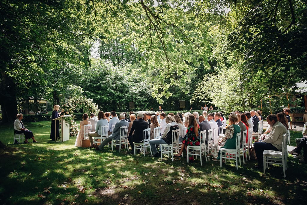 Ceremonie Theeschenkerij Velserbeek (1)