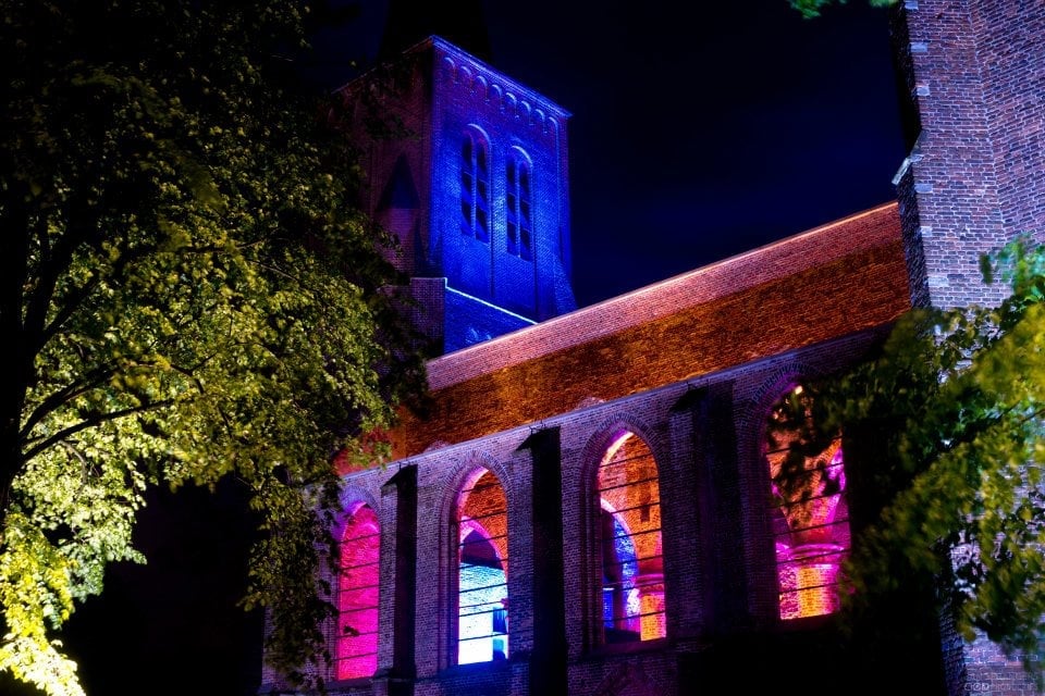 Ruïne by night