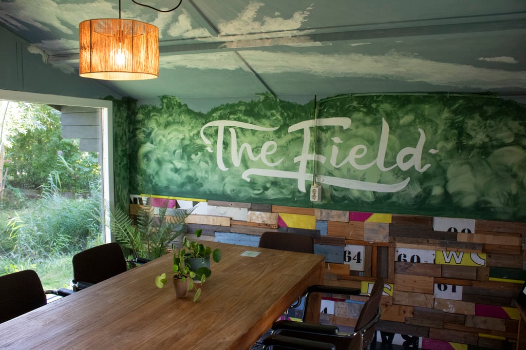 De Stek - The Field