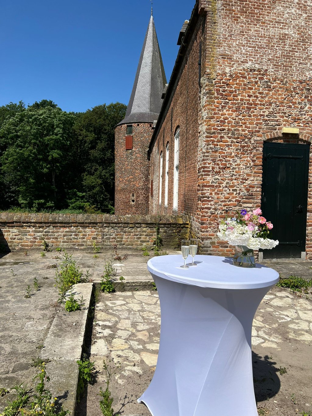 Donjon borrel