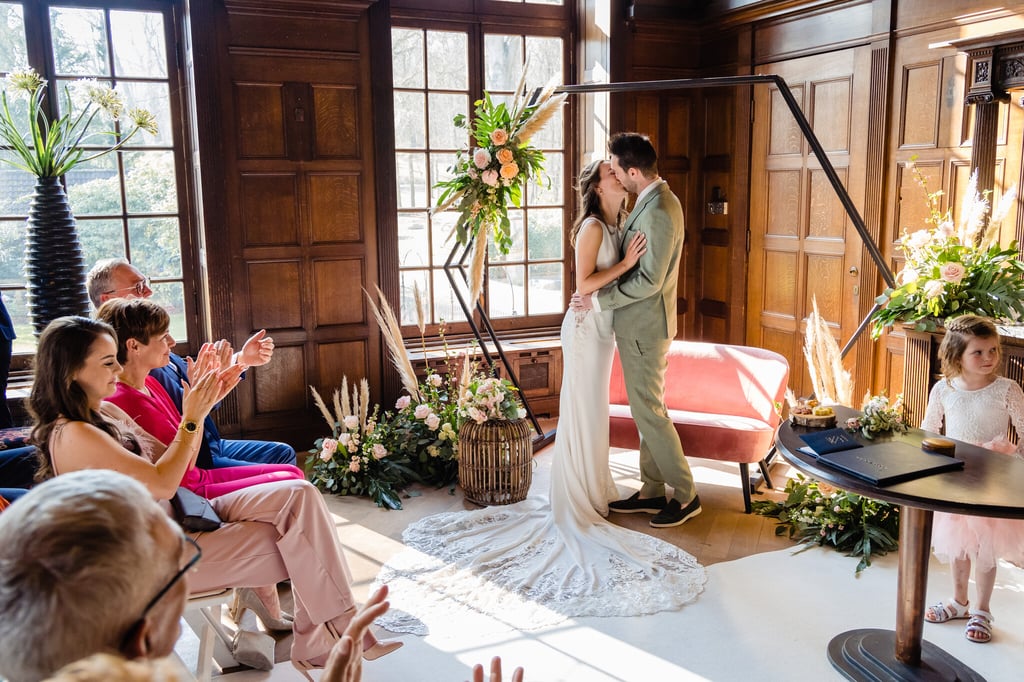 Ceremonie binnen 