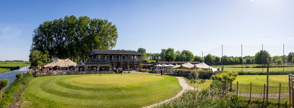 Aanzicht van Fairway, Chalet en Bogey