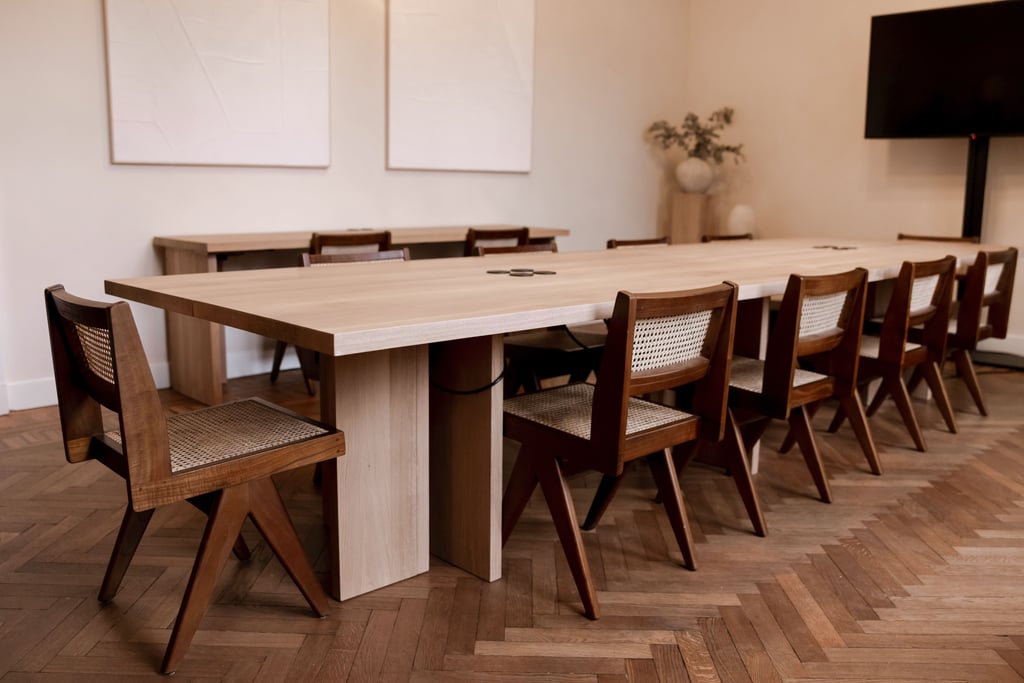 CreativeGrounds Oak Room Boardroom/Dinner