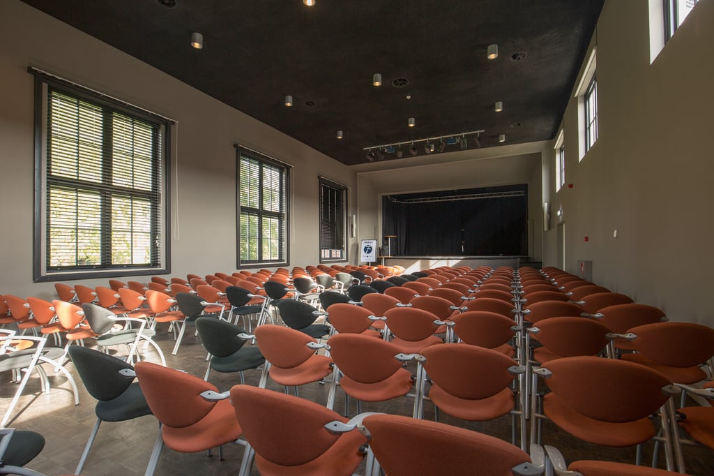 Willibrordhaeghe-Interieur-Zalen-Theaterzaal-60.1
