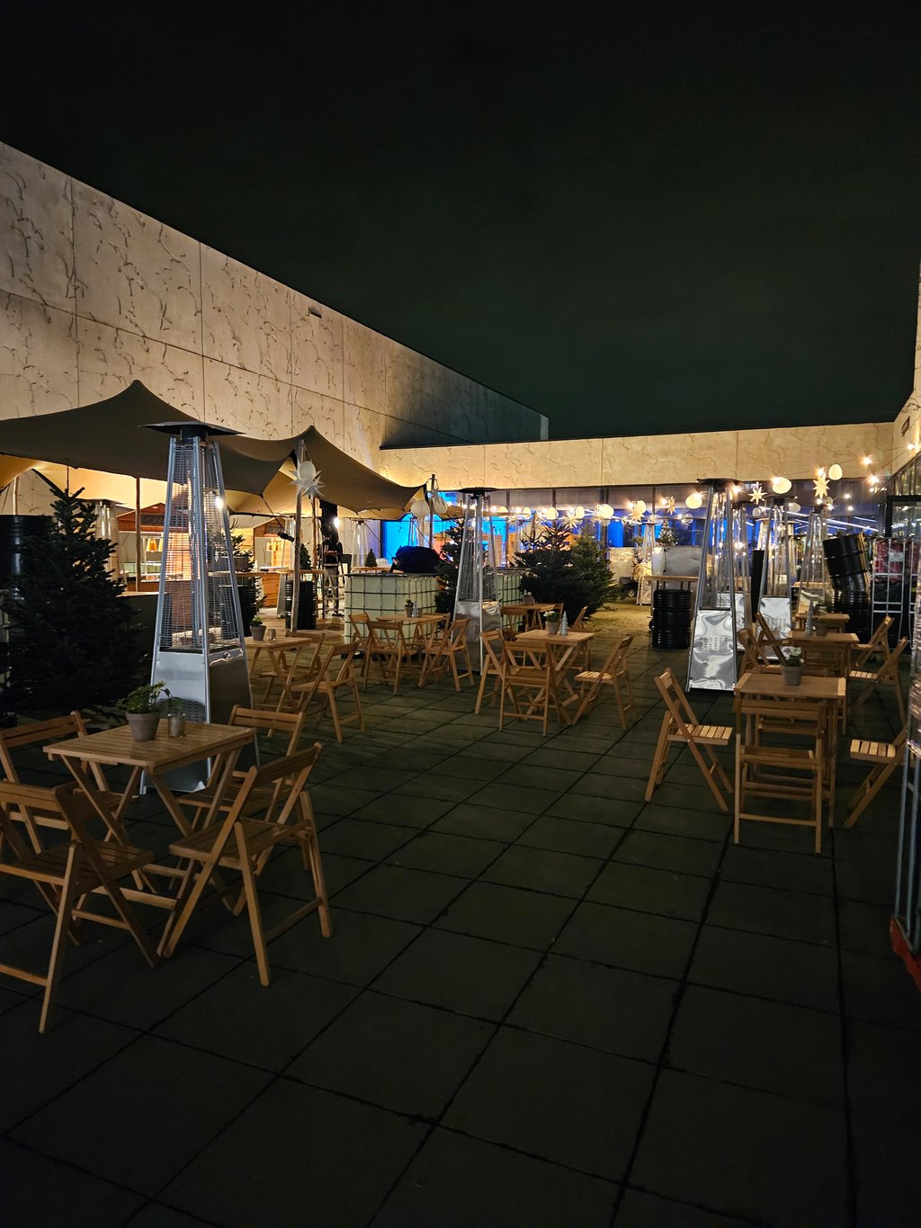 Dakterras met stretch tent