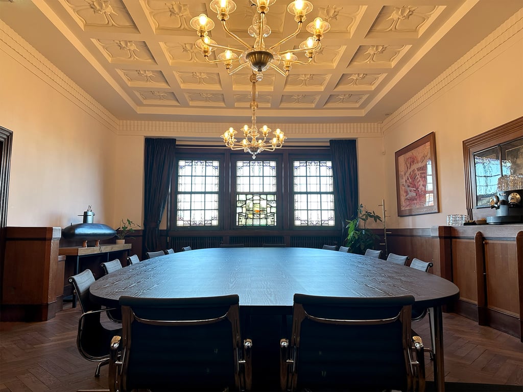 De Commissariskamer by RDM Next from a different angle