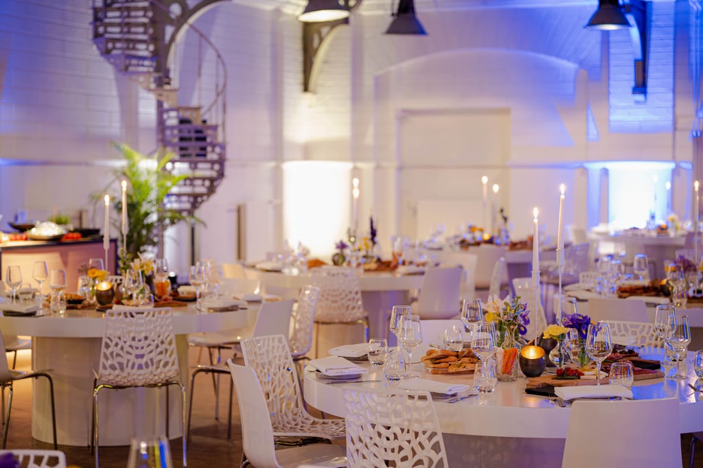 Stijlvol diner in Stokerij zaal