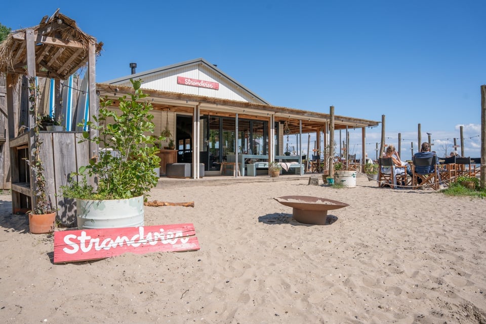 Strandvier paviljoen