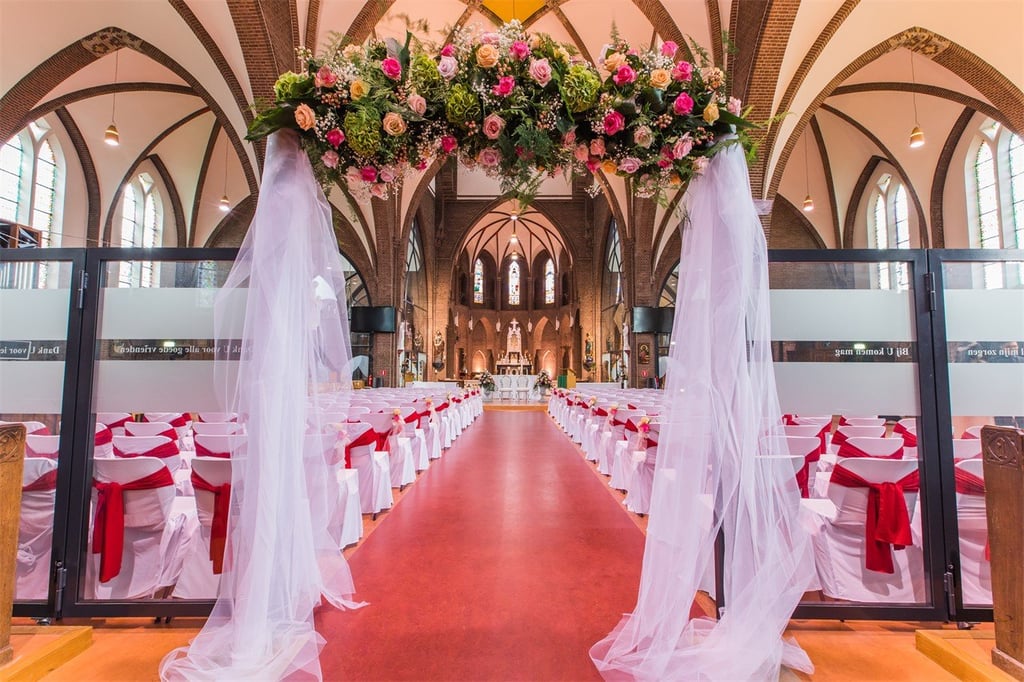 Marina-Kemp---Ekelschot-Katholieke-Kerk-trouwopstelling-010.jpg