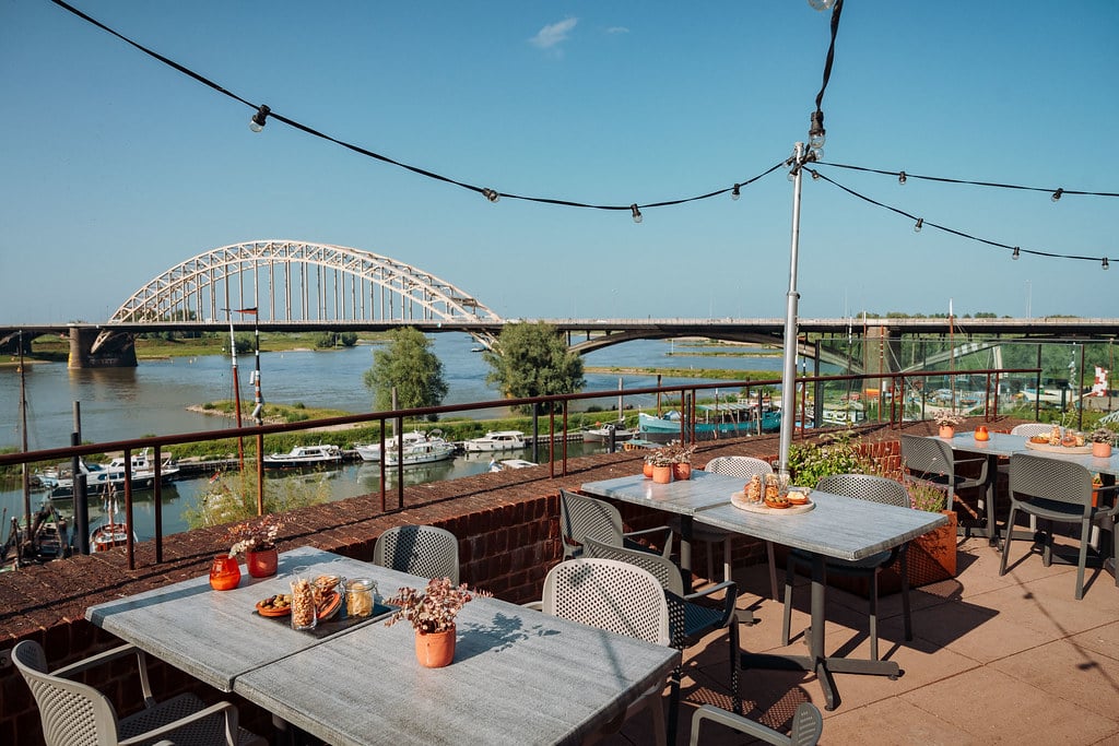 Dakterras MDB Waalbrug.jpg 02.jpg