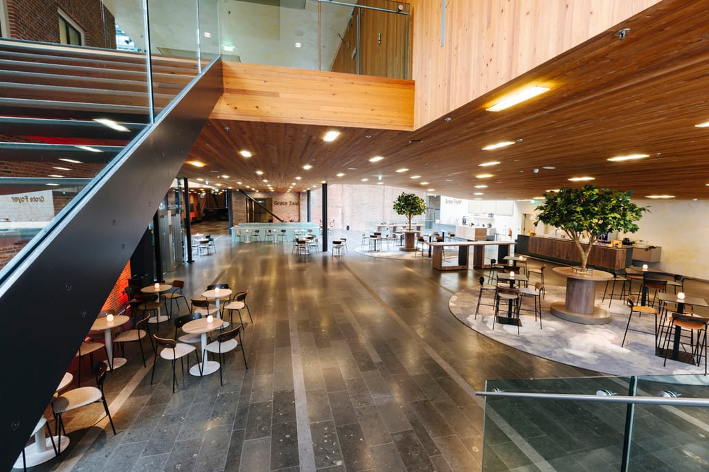 phil-haarlem-grote-foyer-bibi-veth-1.jpg