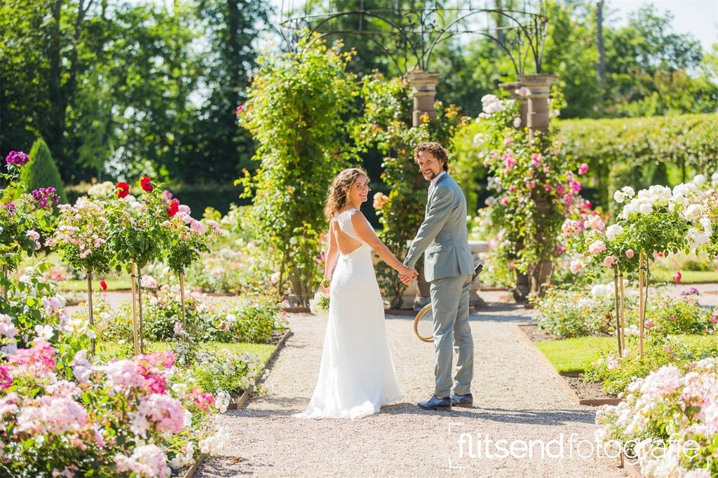 Jullie mooiste huwelijksfoto's in de Rozentuin
