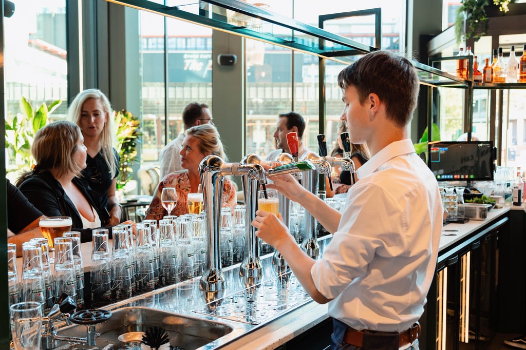 Grand Café LIVING | Bar