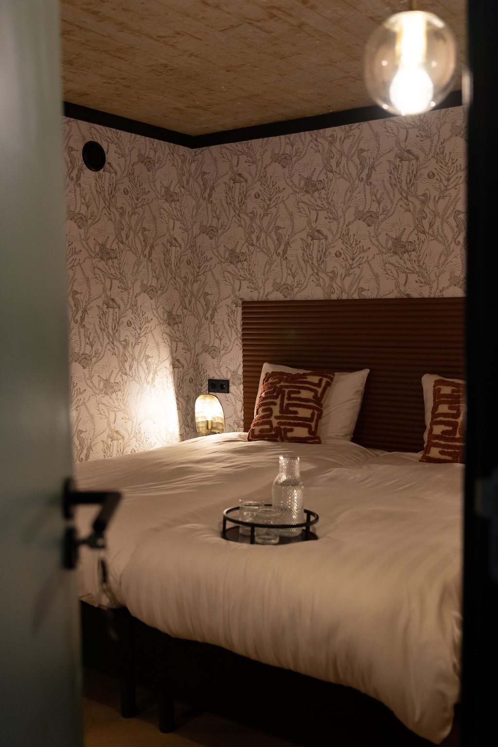 Mooi gestijlde suite in het waterthema. 