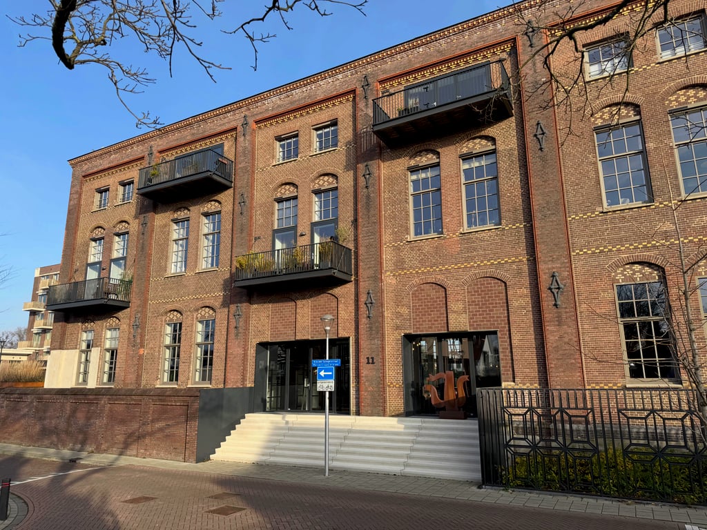 Voor aanzicht House of Dialogue