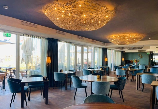 restaurant1.jpg