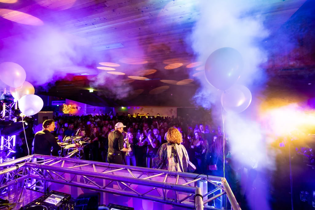 Bedrijfsfeest in Grote Foyer of Grote Zaal
