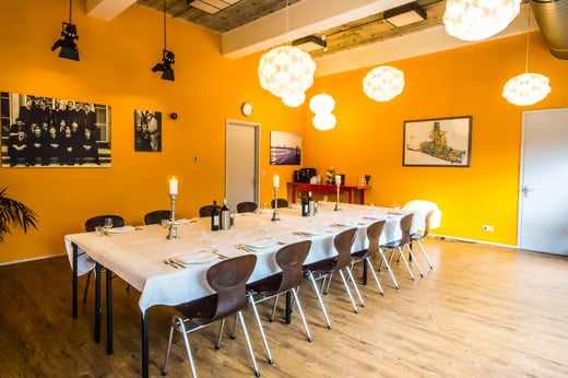 Parkhaven diner brede tafel