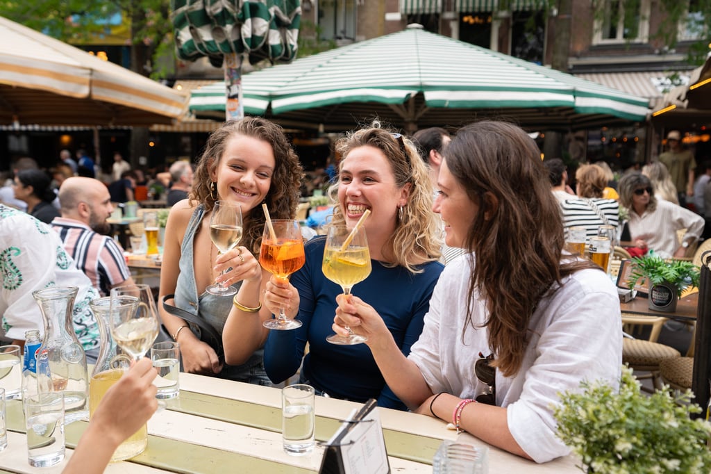 Terras en borrel Boterwaag
