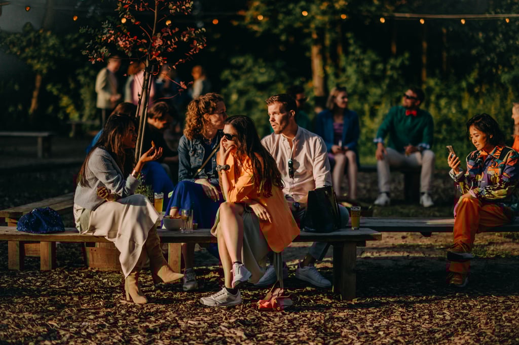 Gezelligheid op het terrein van de Voliere met Nordic Tipi