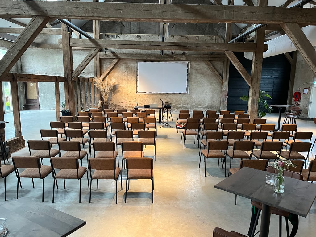 TheaterOpstelling_Tas_Projector_Marifestatie_2024-juli.jpg