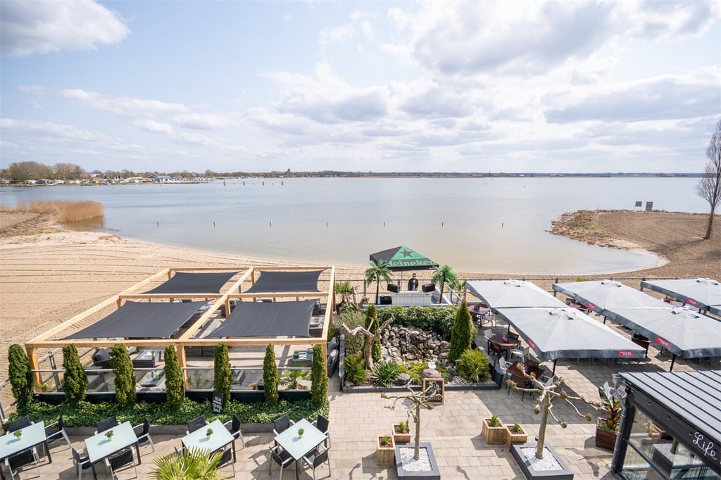 Restaurant Beachclub NU - Biddinghuizen09.jpg