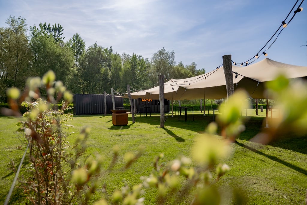 Grasweide met Stretchtent 