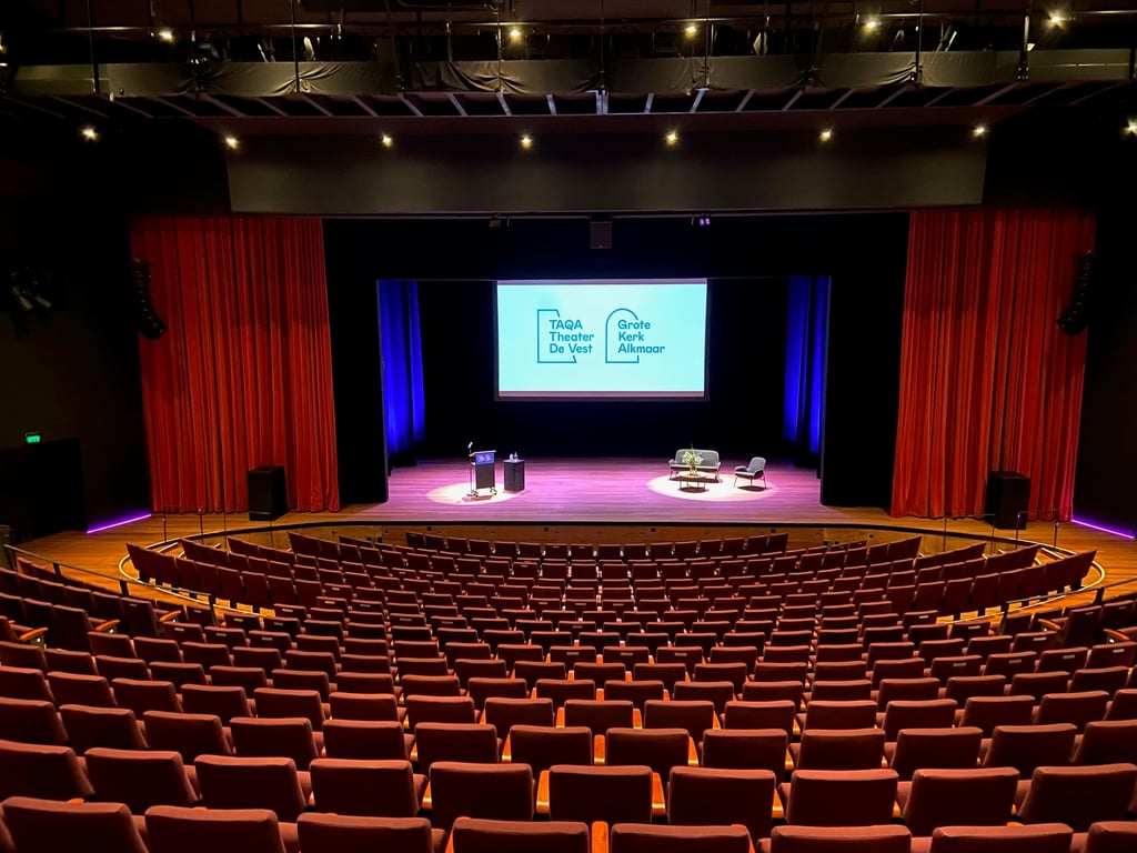 Grote zaal 2.jpg