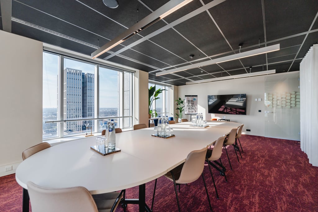 AdaptTable Boardroom