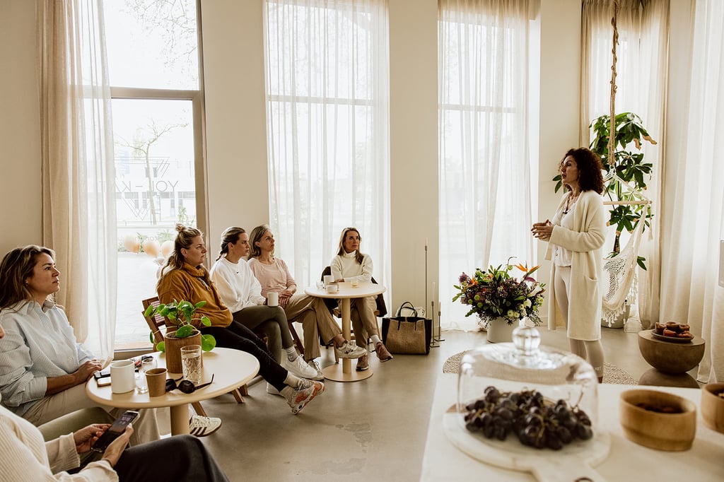 Ruimte 1 - Stijlvolle en lichte ontvangstruimte met kitchenette – Yol-Kat Studio Eindhoven  (4)