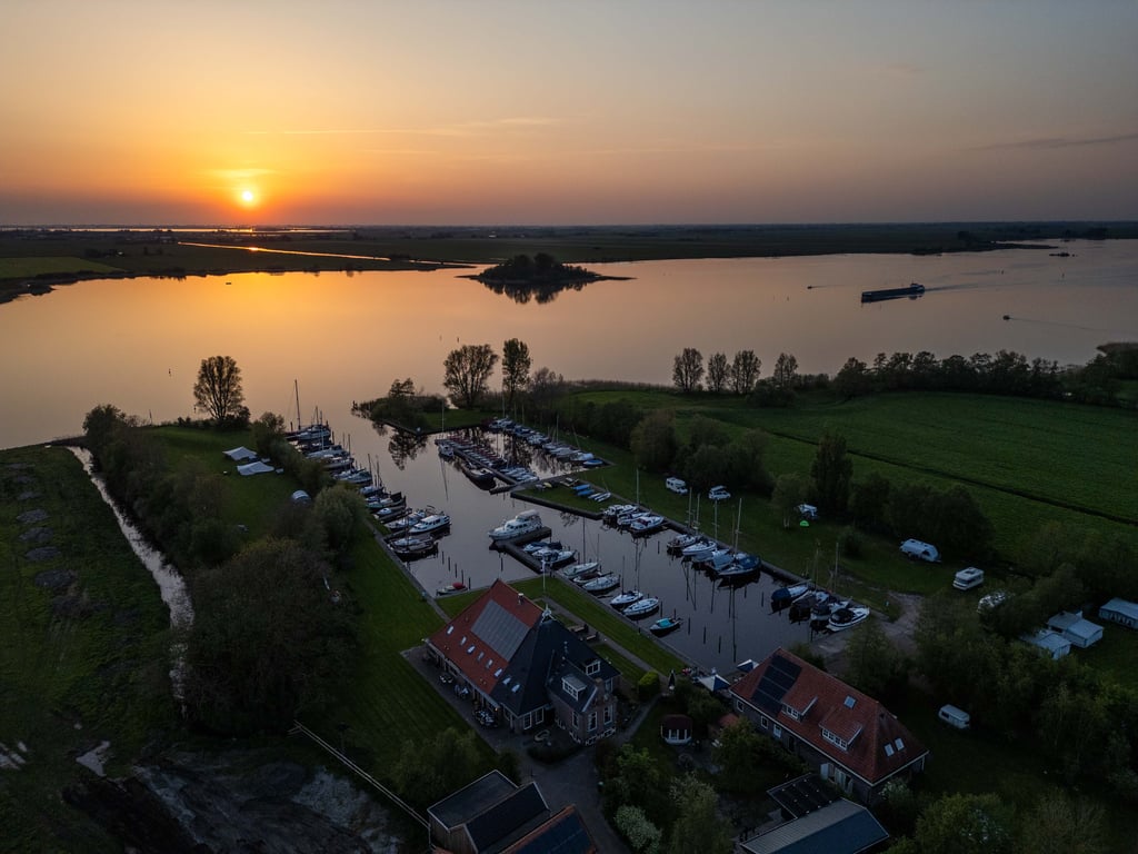 Zonsondergang.jpg
