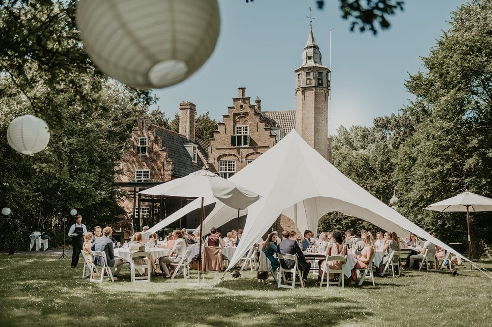 Diner onder tent