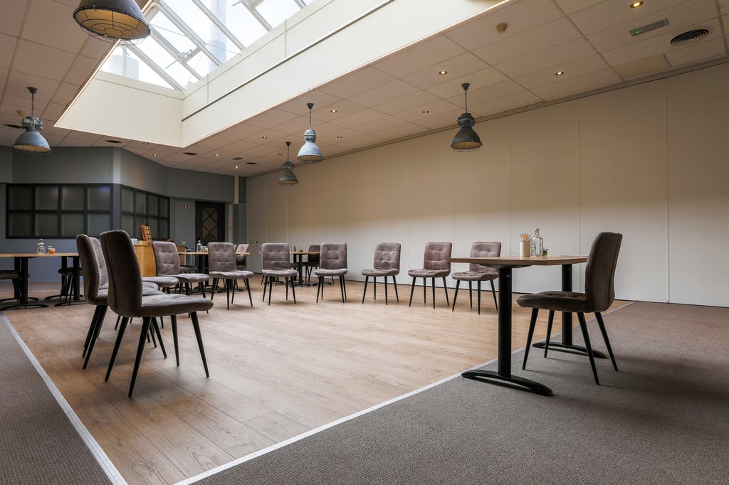 Reiskoffer-Interieur-Zalen-Francis-Drake-39
