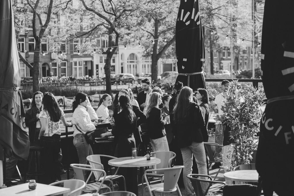 Buiten borrel 