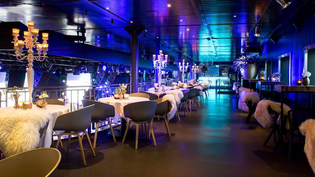 Oceandiva Original balkon met uitzicht op de centrale ruimte