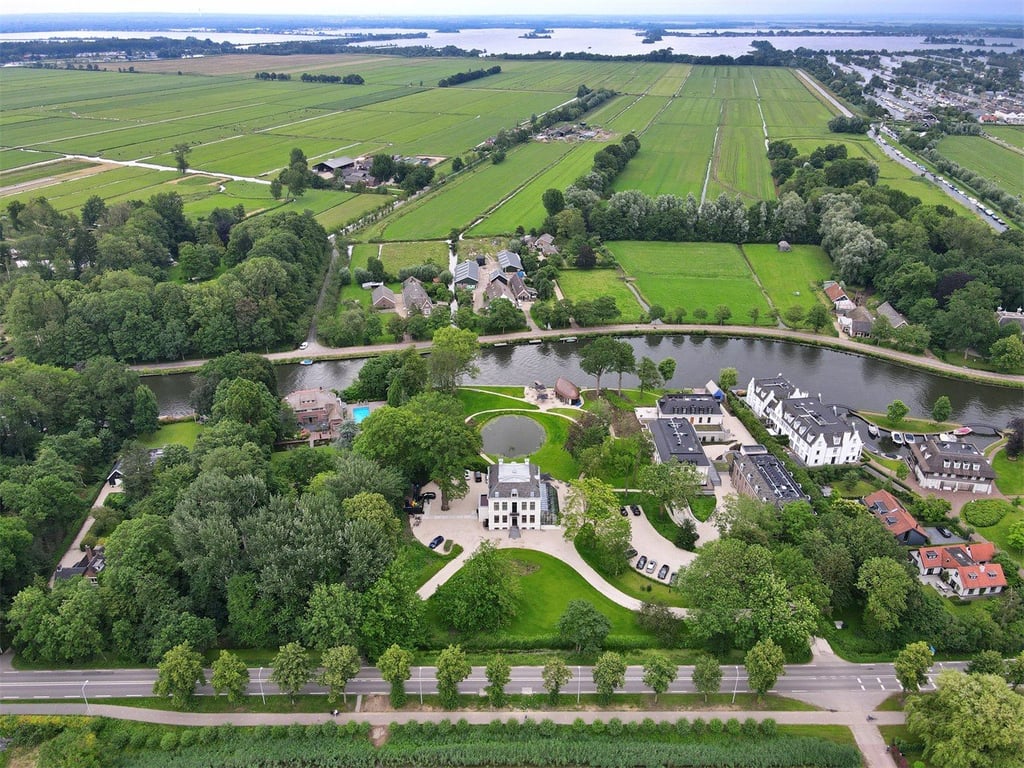 Hotel Flora Batava drone landgoed