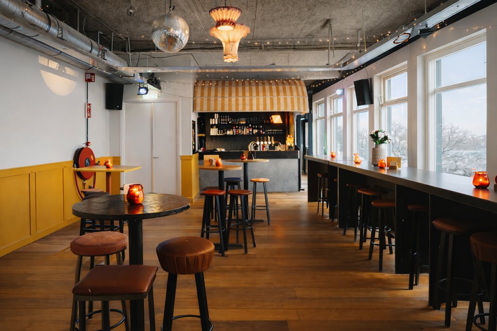 Maison Boules Bar